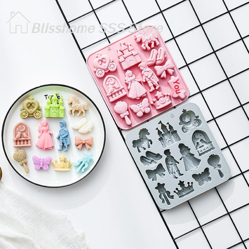 【S】12 Cavity Prince, Princess  - Silicone Cake Mold review and price