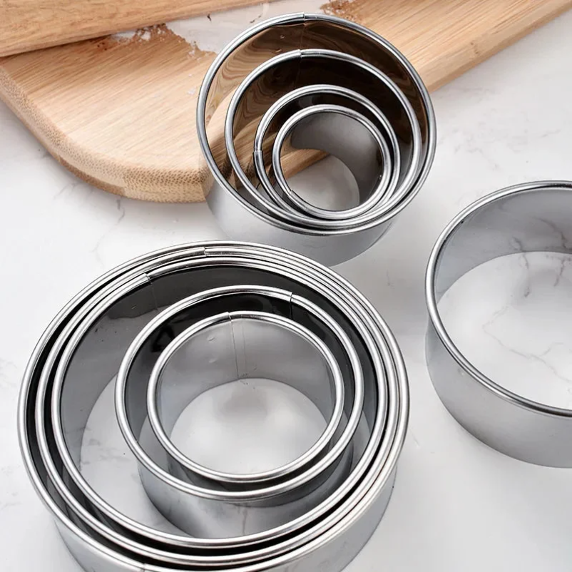 5PCS Round Stainless Steel Bis - Kitchen Appliances For Baking review and price